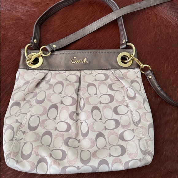 Coach Ashley Tri Metallic F20265 Khaki Signature Jacquard/Leather Shoulder
Bag - Picture 1 of 11